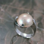 liz-burk-pearl-ring